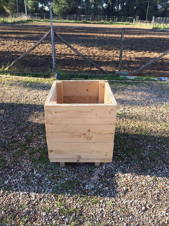 aiuola in legno